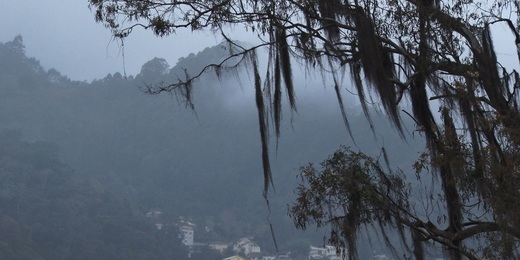 Inverno chega com vendaval no estado do Rio de Janeiro