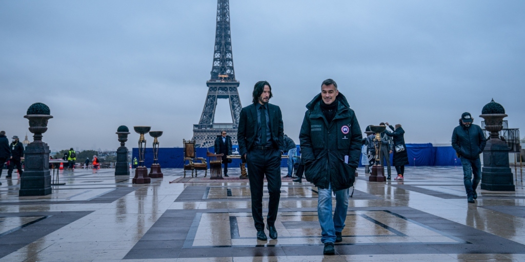Keanu Reeves e o diretor Chad Stahelski em Paris