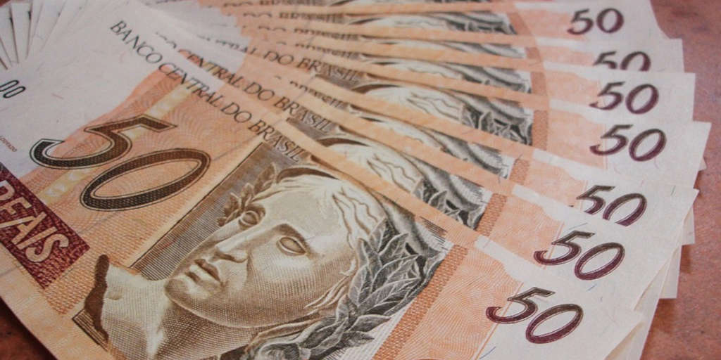 Prefeitura de Nova Friburgo pagará abono salarial para servidores da educação municipal