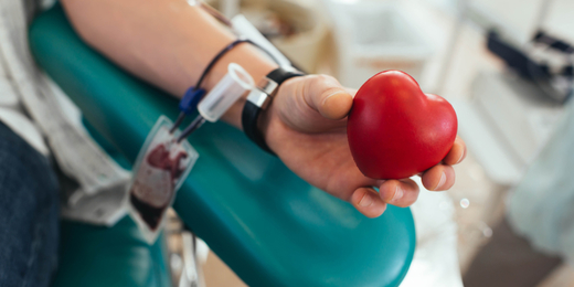 Junho Vermelho: Hemocentro de Nova Friburgo incentiva população a doar sangue