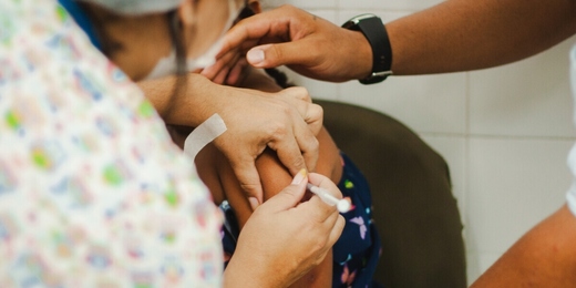 Friburgo, Teresópolis, Cabo Frio e Búzios ampliam vacinação contra a gripe para toda a população 