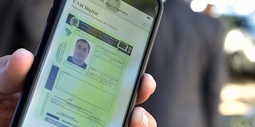 Detran usa tecnologia para facilitar fiscalização de trânsito e evitar corrida aos postos