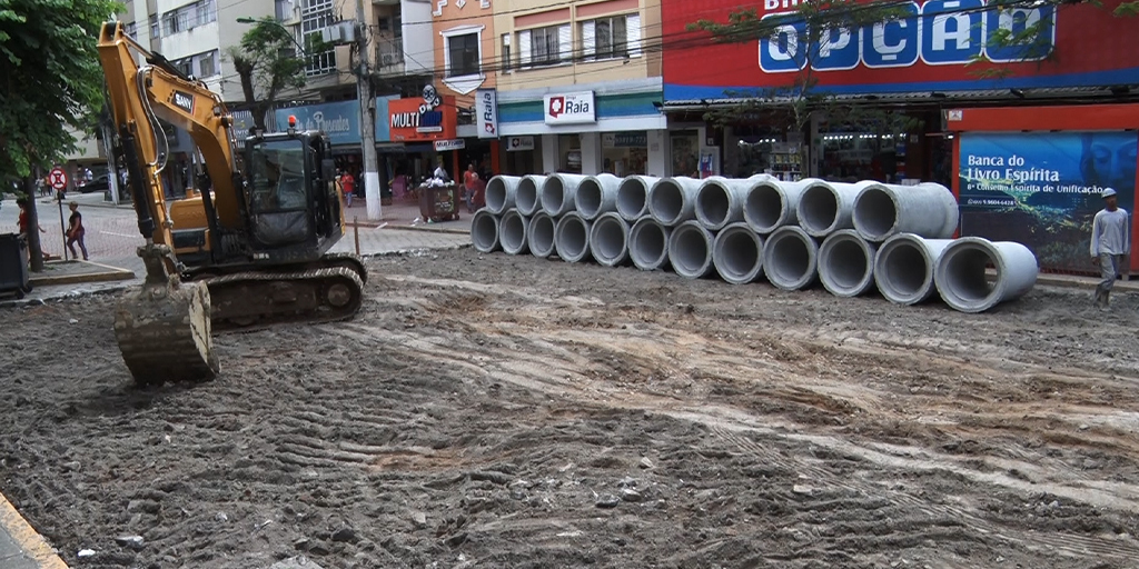 Folia na cidade acontece tradicionalmente na avenida Alberto Braune, que vem passando por obras nas últimas semanas