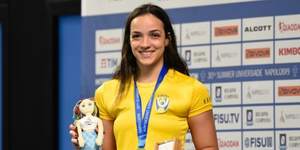 Friburguense Jhennifer Alves concorre a prêmio da Confederação Brasileira do Desporto Universitário na internet