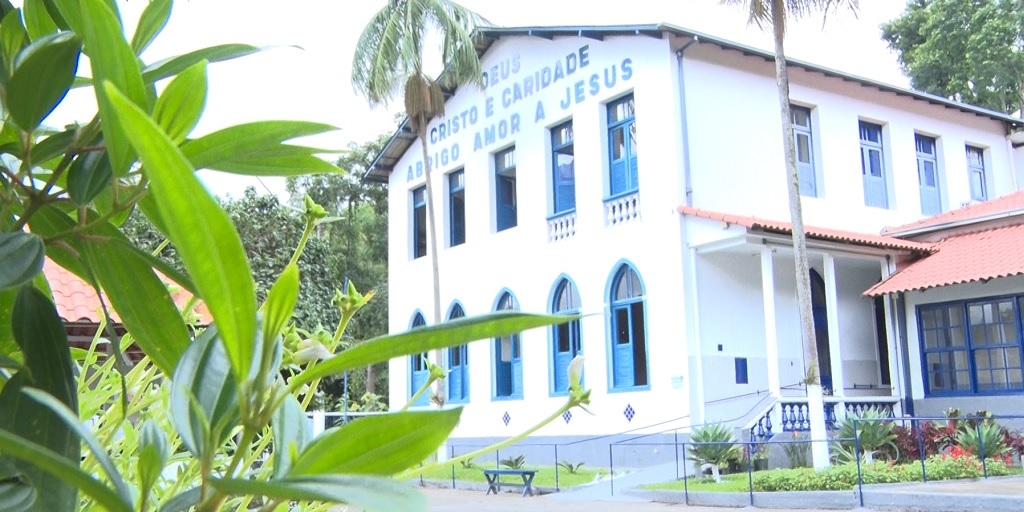 Lar de idosos de Nova Friburgo comemora 90 anos com festa do quilo