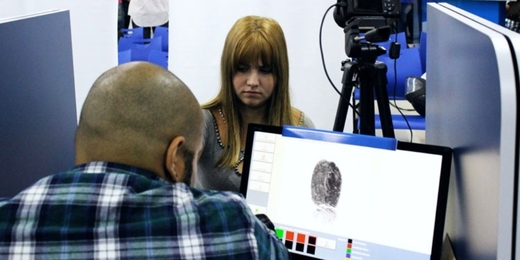 Mutirão do Detran vai emitir carteira de identidade a estudantes que farão Enem, vestibulares, cursos ou concursos