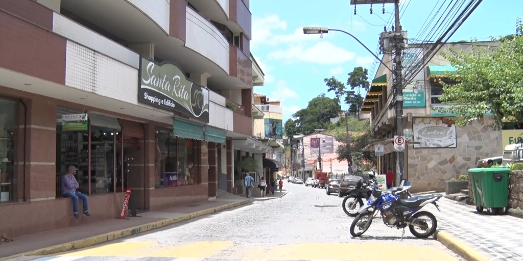 Bom Jardim define retorno do uso de máscaras de proteção em ambientes fechados