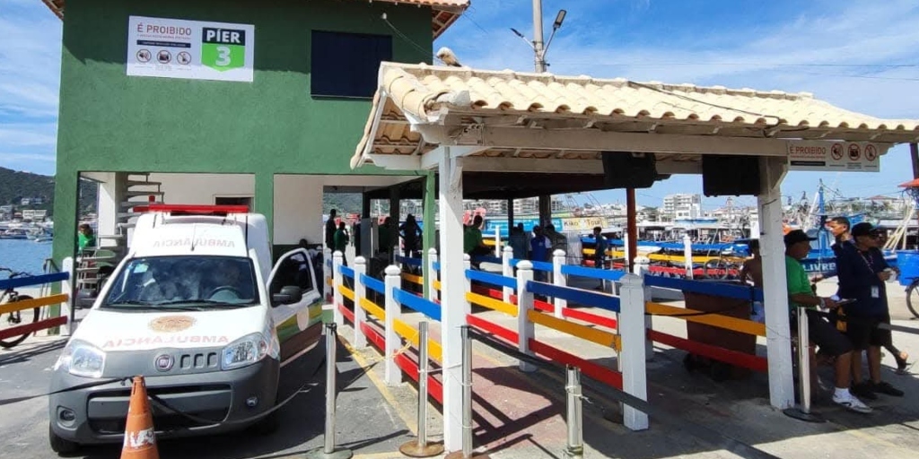 Arraial do Cabo define regras para visitantes e operadores na Marina dos Pescadores