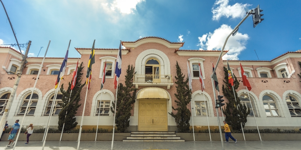  Prefeitura de Friburgo libera retorno presencial de mais 10 escolas do município