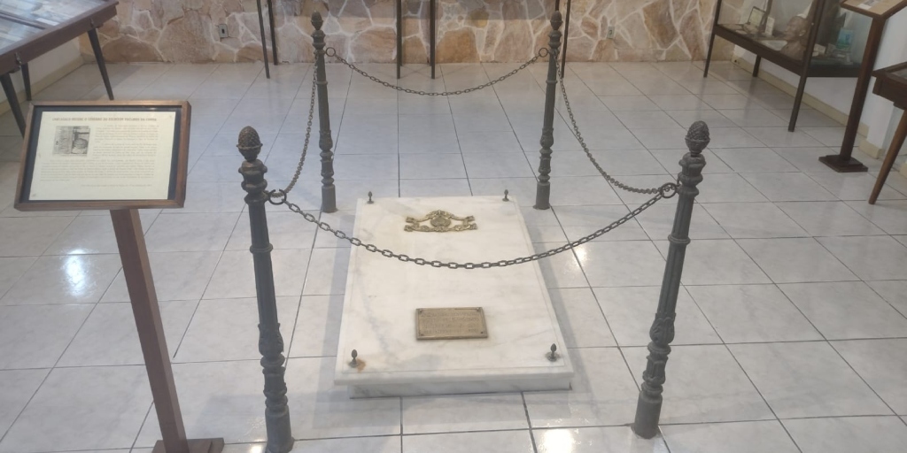 Cérebro do autor está em um túmulo na Casa de Euclides da Cunha