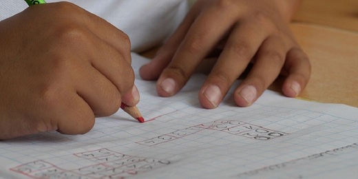 Educação financeira: aprender desde cedo a poupar e a usar o dinheiro de forma correta