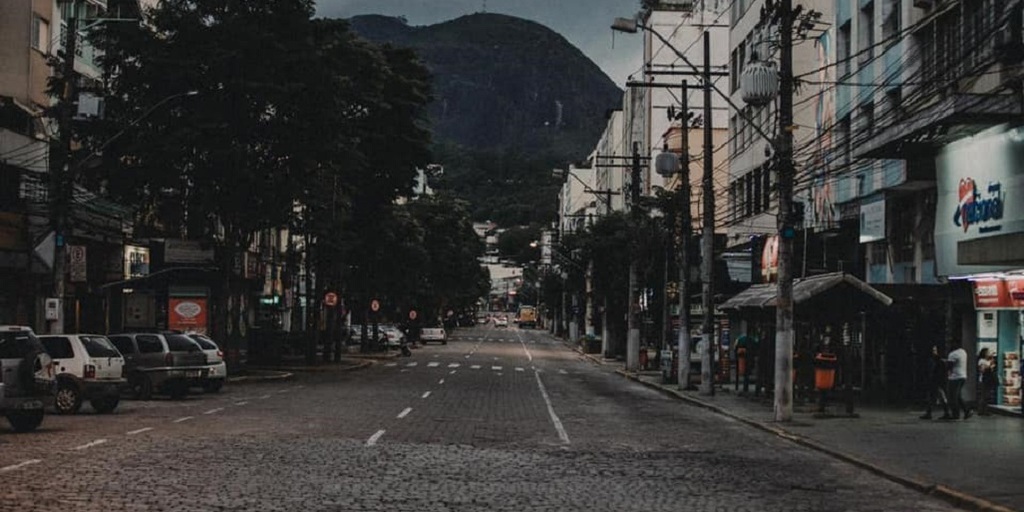 Avenida Alberto Braune vazia no último domingo