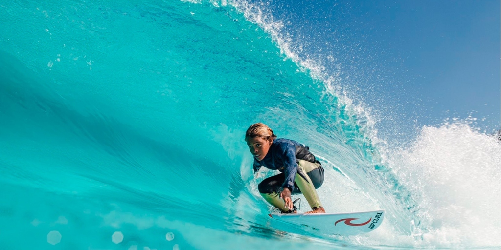 Surfista mirim de Cabo Frio vence o Rip Curl Grom Search, em São Paulo