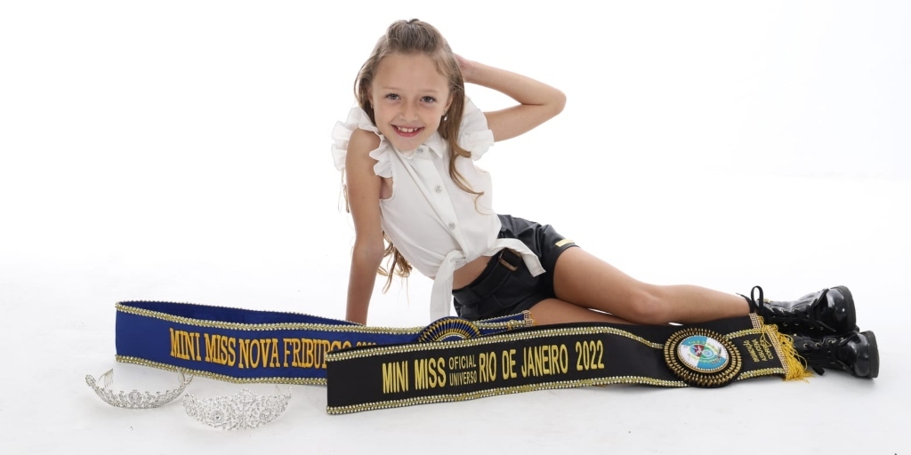 Destaque em concursos de beleza, menina friburguense se prepara agora para o Mini Miss Brasil
