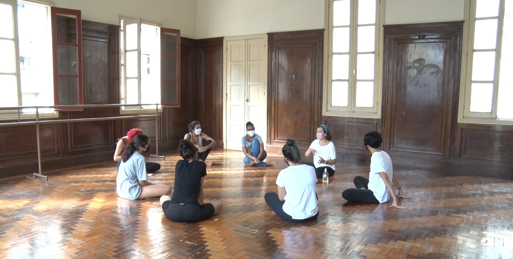Oficina Escola de Artes de Friburgo abre inscrições para cursos voltados a crianças e adolescentes