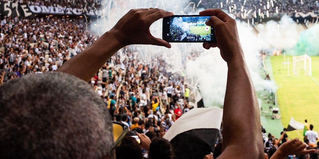 Lei contra assédio e violência sexual em estádios de futebol é sancionada no estado do Rio