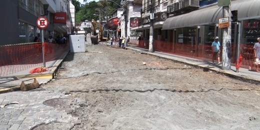 Obras no centro de Friburgo são retomadas após Carnaval; veja alterações no trânsito