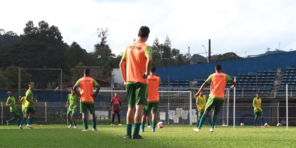 Friburguense visita o Maricá em busca da vaga na semifinal da Taça Corcovado 