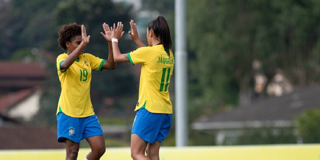 Seleção brasileira feminina sub-20 goleia o Peru em preparatório na Granja Comary