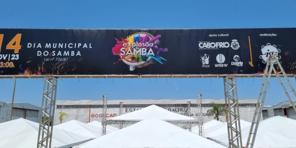 Lavagem de galpões da Morada do Samba marca retomada dos desfiles de Carnaval em Cabo Frio