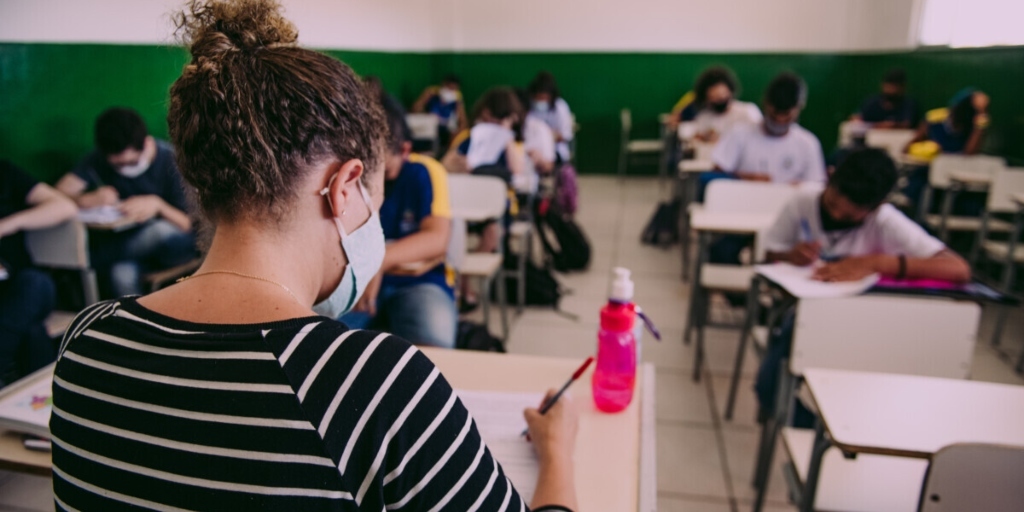 Búzios e Cabo Frio convocam aprovados em processos seletivos da Educação