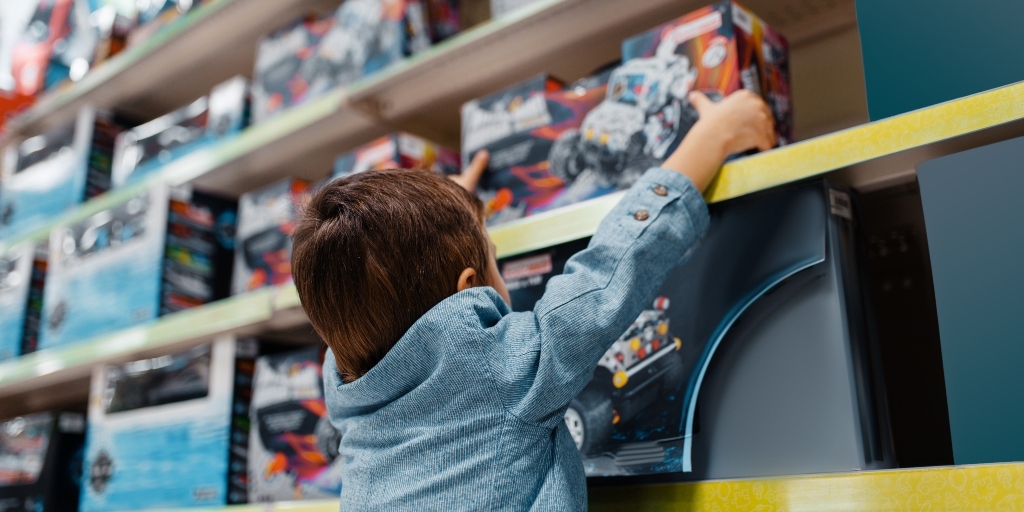 Dia das Crianças: Procon encontra variação de mais de 250% nos preços de brinquedos em 13 lojas virtuais