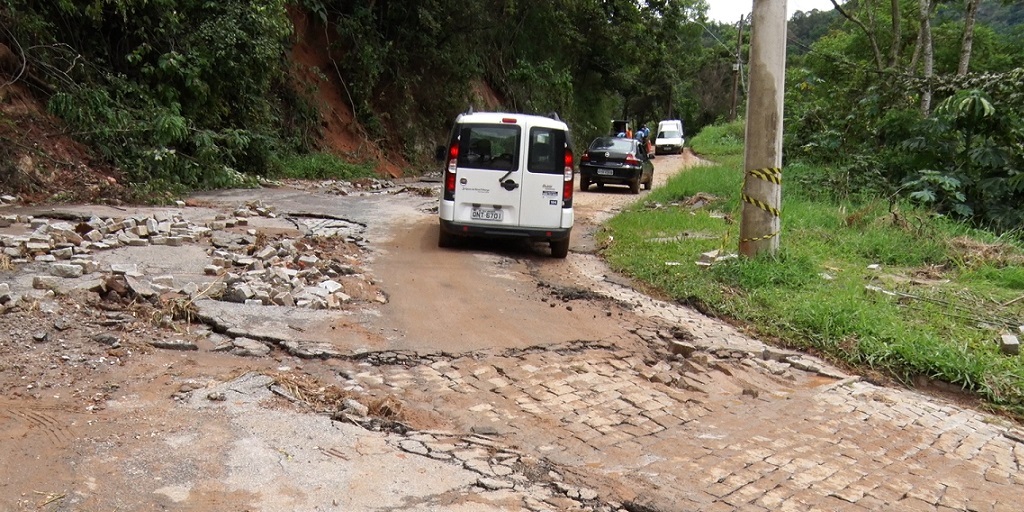 Distrito de Amparo, em Friburgo, começa a voltar à normalidade após temporais