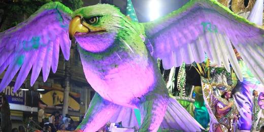 Vilage no Samba “renasce das cinzas” e é campeã do Carnaval de Nova Friburgo