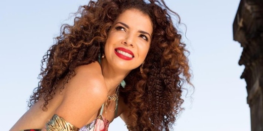 Vanessa da Mata será atração principal da 12ª Parada LGBT de Arraial do Cabo neste domingo 