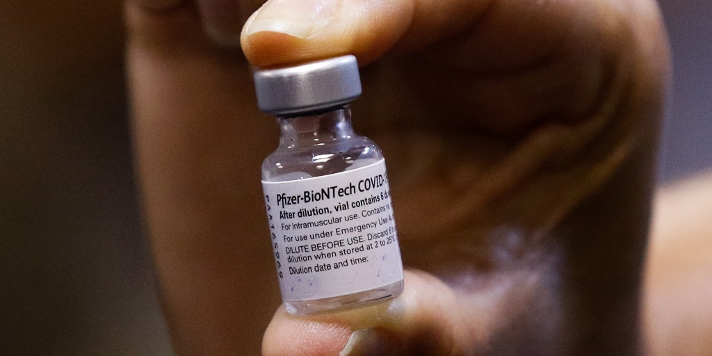 Adolescentes serão vacinados contra Covid-19 em Nova Friburgo; confira o calendário