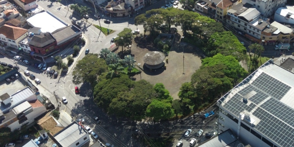 Rotatória do Paissandu, em Friburgo, terá o trânsito parcialmente interditado para obras neste sábado