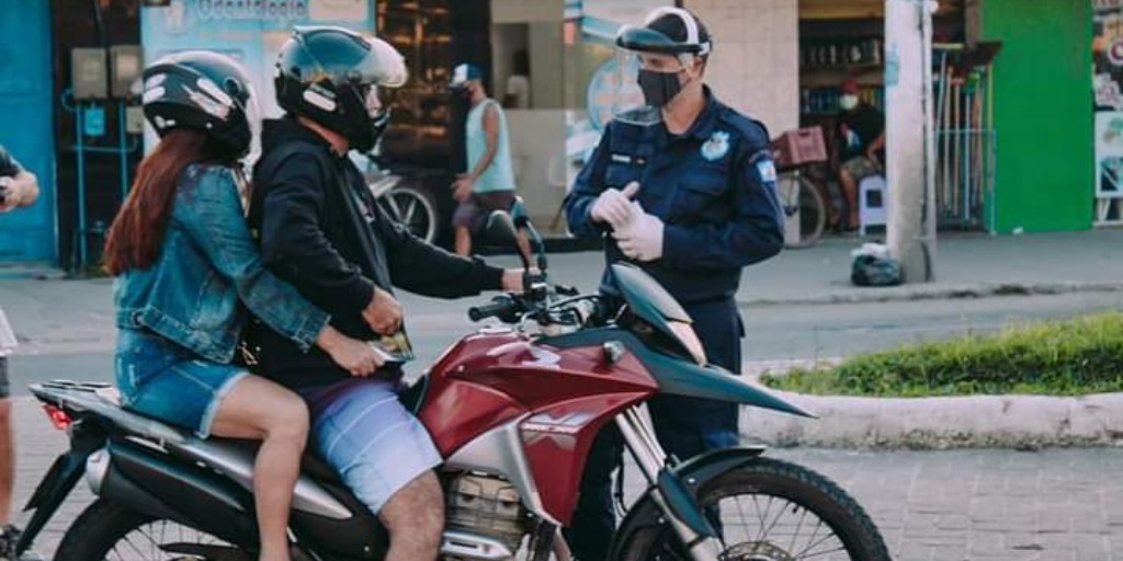 Cabo Frio realiza blitz educativas sobre respeito e responsabilidade no trânsito