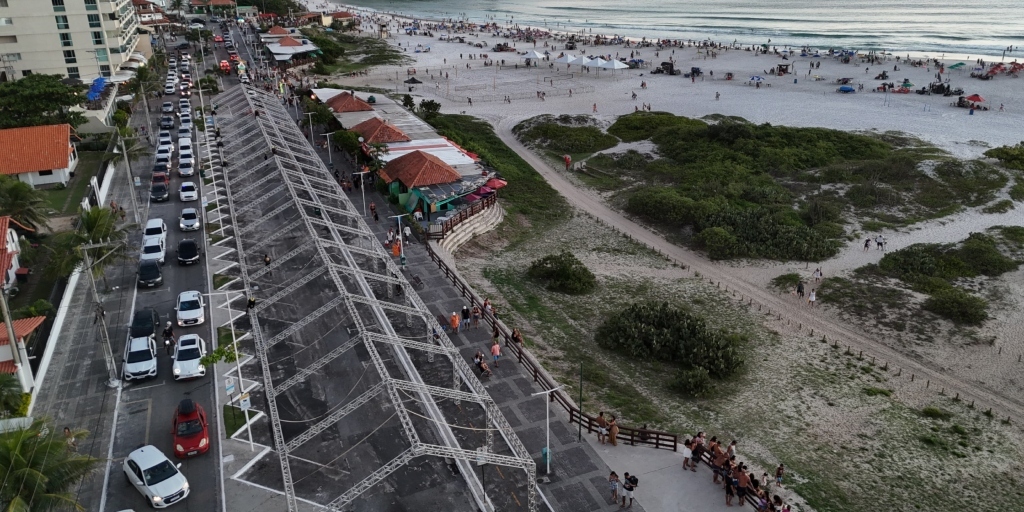 Estruturas para o evento já estão sendo montadas