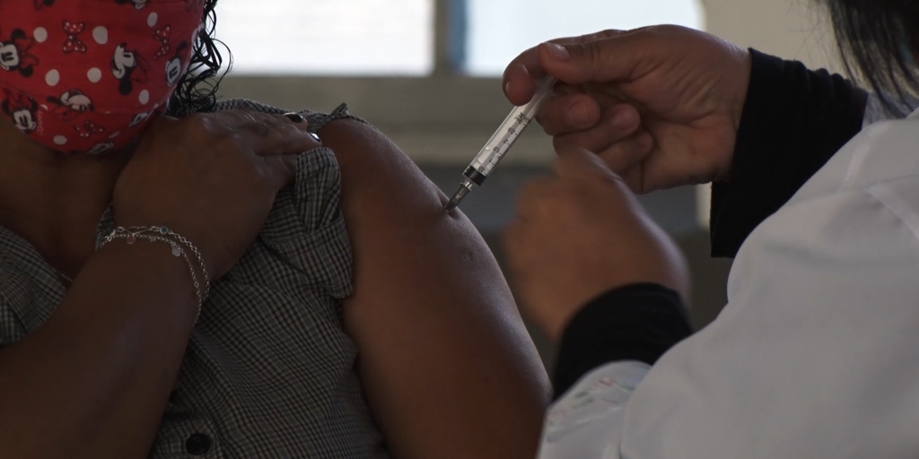 Vacinação em Nova Friburgo está sendo feita todos os dias nos postos de saúde