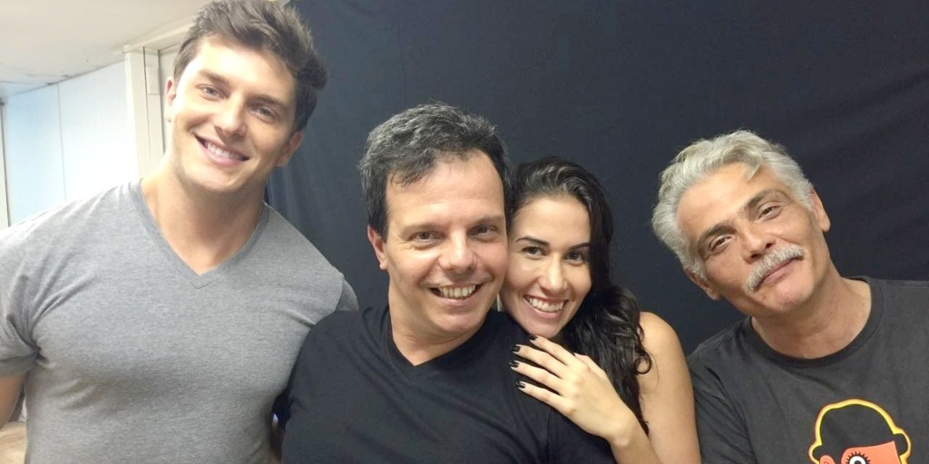 Klebber Toledo, Victoria Aguilera e Tarcísio Filho com Caio Nunes