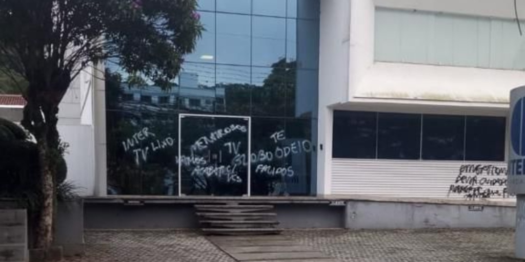 Instituições e autoridades repudiam atos de violência contra a Inter TV em Nova Friburgo