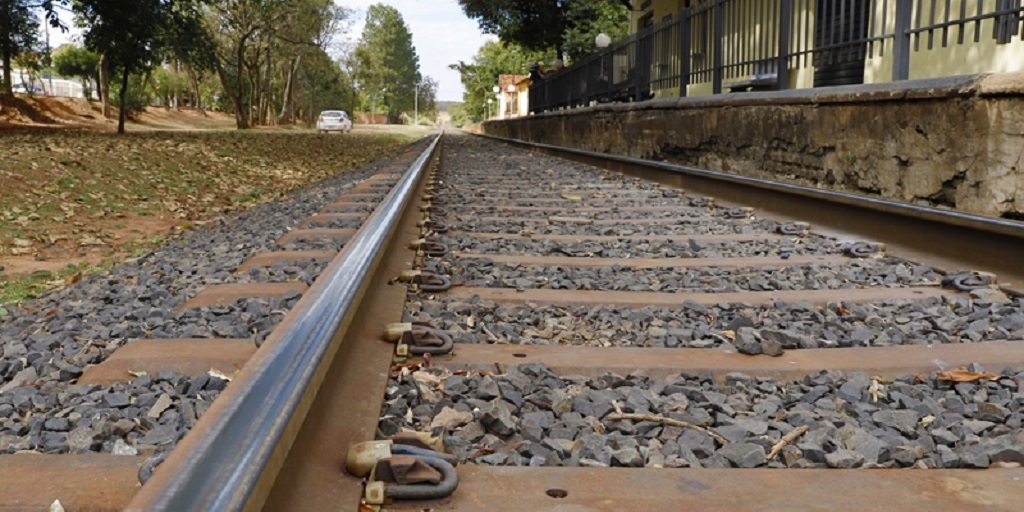 Linha de trem que liga Nova Friburgo a Cachoeiras de Macacu pode ser recuperada