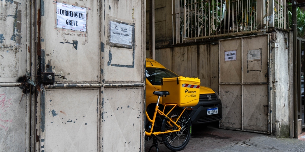 Empresa afirma que os outros centro de distribuição da cidade 'seguem operando normalmente'