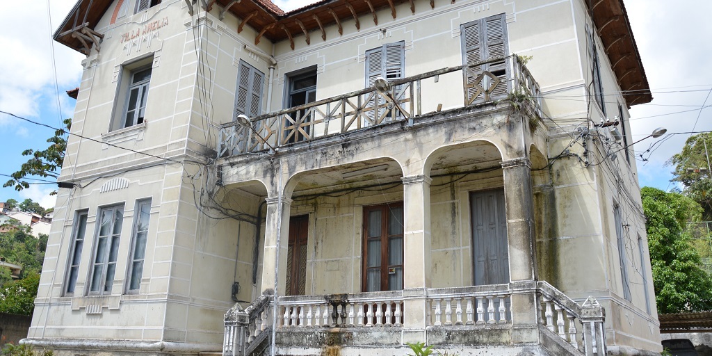 Friburgo: Ministério Público ajuíza ação para garantir a restauração do Casarão da Vila Amélia