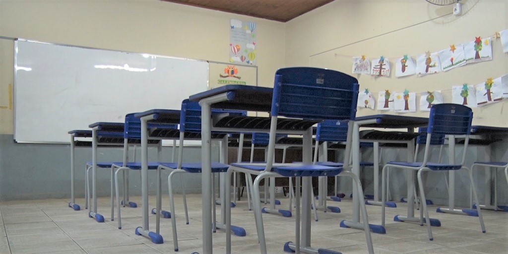 Aulas presenciais nas escolas públicas e privadas de Nova Friburgo serão retomadas em maio