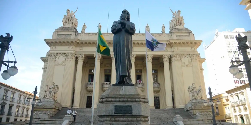 Inscrições para concurso público da Alerj começam nesta segunda-feira