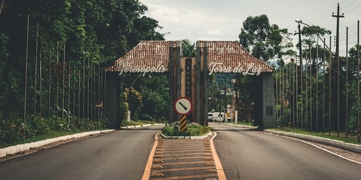 Combate ao coronavírus: Teresópolis fecha entradas da cidade e o comércio