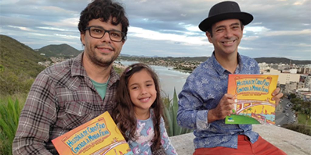 Livro infantil conta histórias de Cabo Frio durante um passeio em família