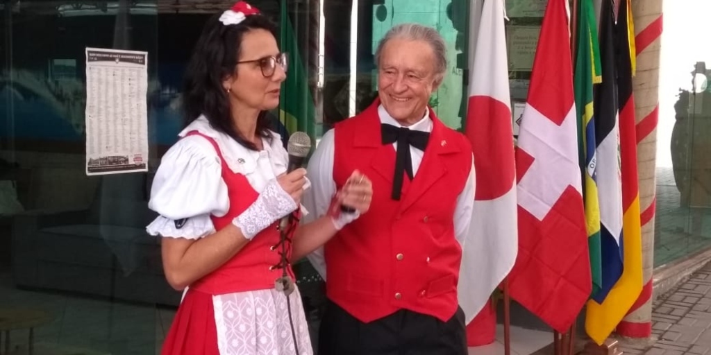 Descendentes de suíços prestigiaram a solenidade de abertura do evento