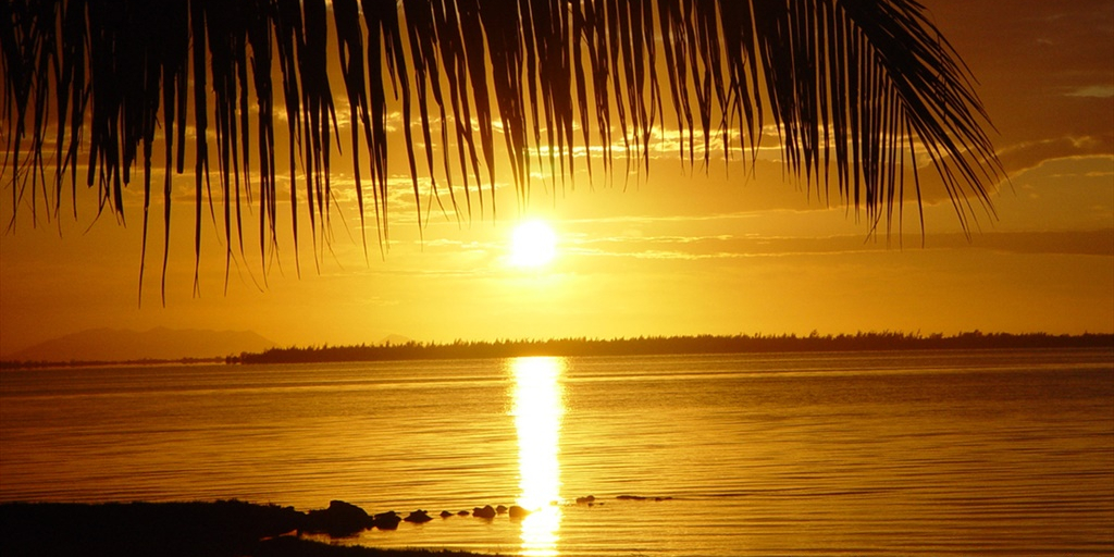 Bela paisagem durante o pôr do sol em Araruama