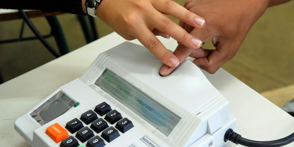 Presidente do TSE quer excluir biometria das eleições municipais para evitar contágio por covid-19 