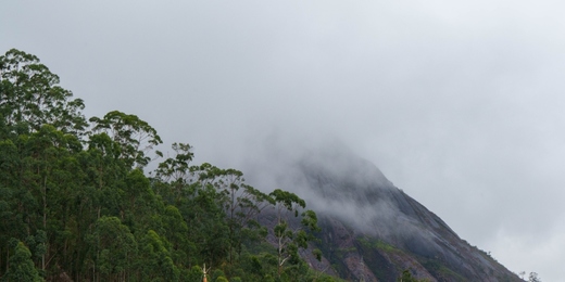 Virada do ano terá chuva e queda de temperatura nas regiões Serrana e dos Lagos do Rio; veja previsão