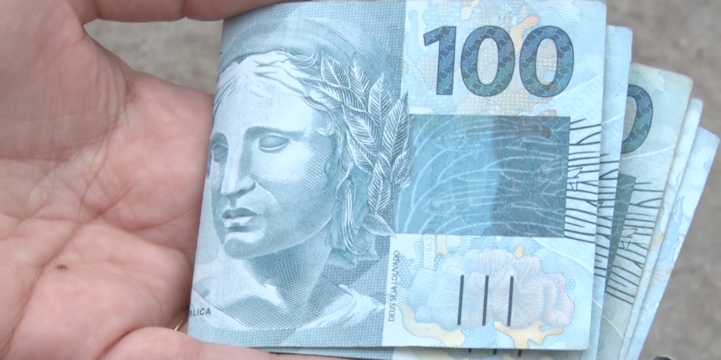 13º salário: saiba quem tem direito e até quando ele deve ser pago