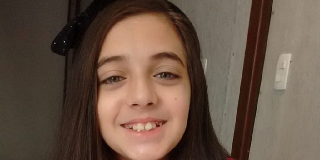 Menina de 10 anos