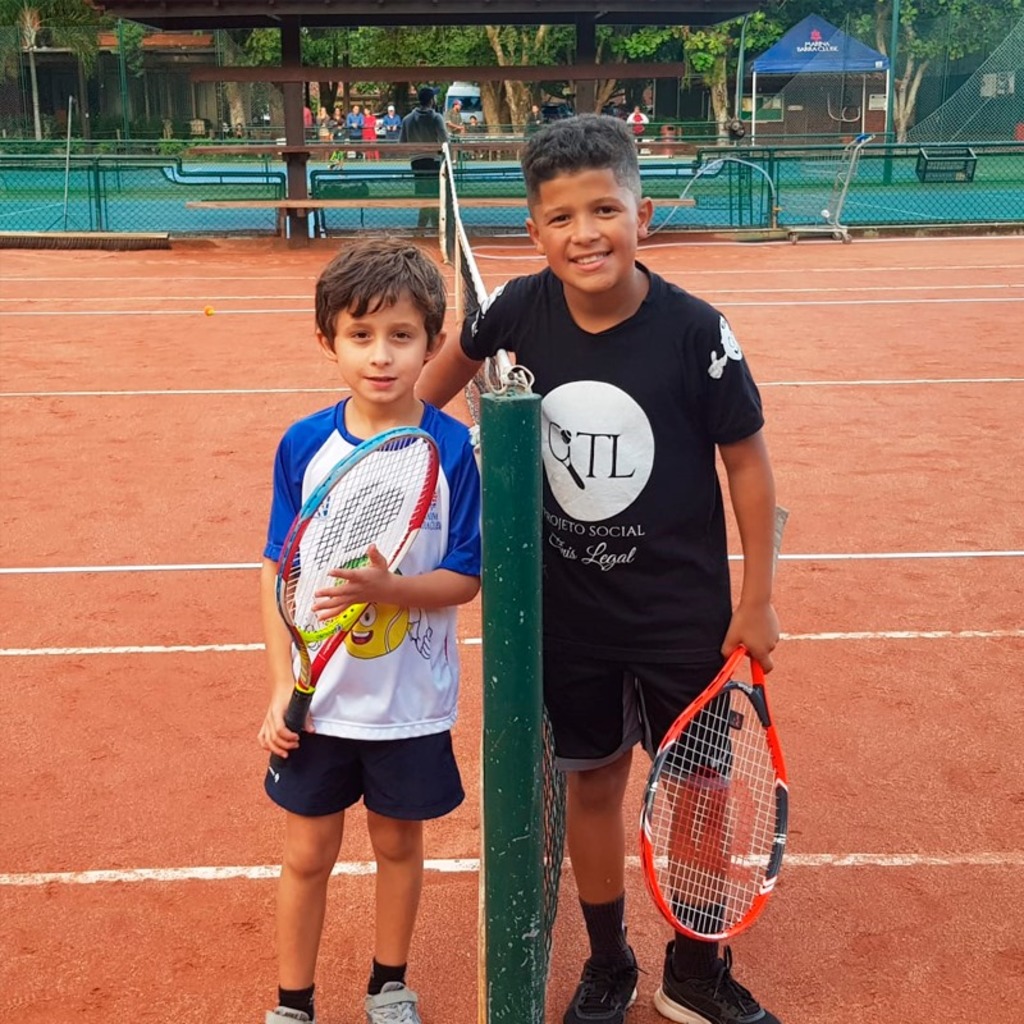 Caio Almeida e João Gabriel disputaram a semifinal do torneio MBC Kids